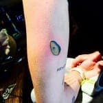 Miley_Cyrus_Avocado_Tattoo